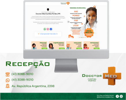 Um computador com o site da Docctor med aberto com um cartão da Docctor med em baixo