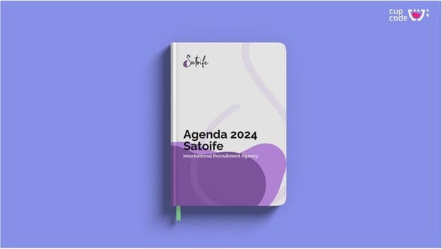 Agenda 2024 da Satoife com capa personalizada exibindo o logotipo e o nome da empresa, simbolizando a organização e o planejamento estratégico que a Satoife oferece a seus clientes e parceiros

                