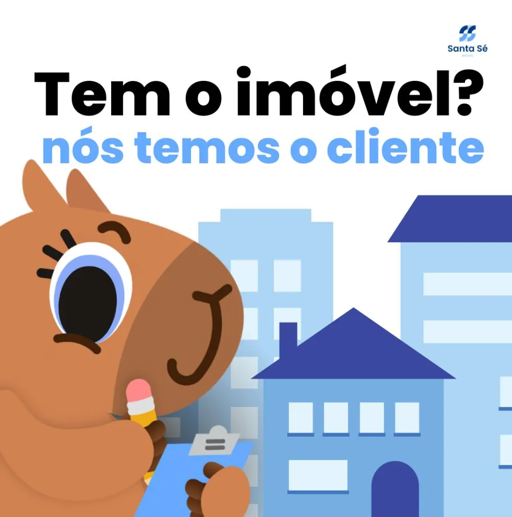 Carrossel do Instagram da Santa Sé Imóveis com a chamada 'Tem o imóvel? Nós temos o cliente', destacando a capivara mascote Stella com uma expressão surpresa, apontando para uma silhueta de prédios estilizados. O design é dividido em três painéis que combinam texto e gráficos, incluindo uma seção azul com ícones de compartilhamento e o website da empresa, incentivando proprietários de imóveis em Curitiba a confiarem na Santa Sé para aluguel ou venda.