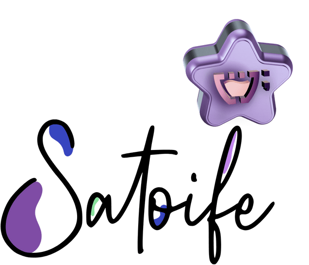 Logotipo da Satoife destacando tipografia cursiva moderna com detalhe gráfico lilás na extremidade do 'S' e sombra roxa na parte inferior, infundindo a marca com uma identidade visual criativa e dinâmica.